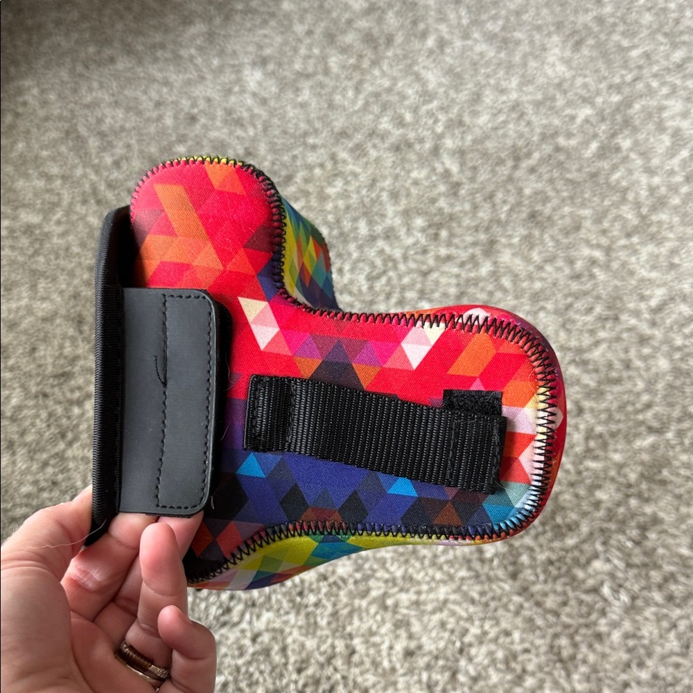 Red Geometric Camera Case - Picture 4 of 4